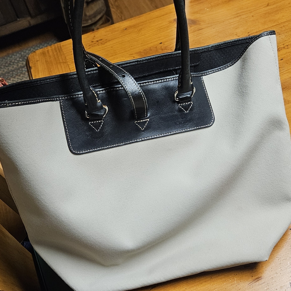 Dooney & Bourke Black and Cream Tote - Picture 7 of 10